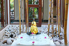 El Ananda Spa en el Himalaya conjuga yoga y meditaci�n.